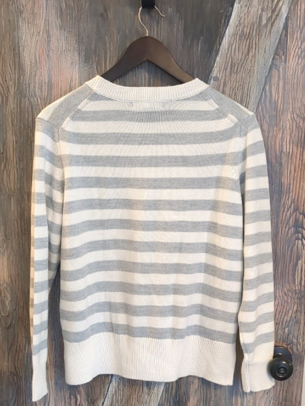 Banana Republic Striped Crewneck Sweater in Cream and Light Gray - Picture 2 of 9